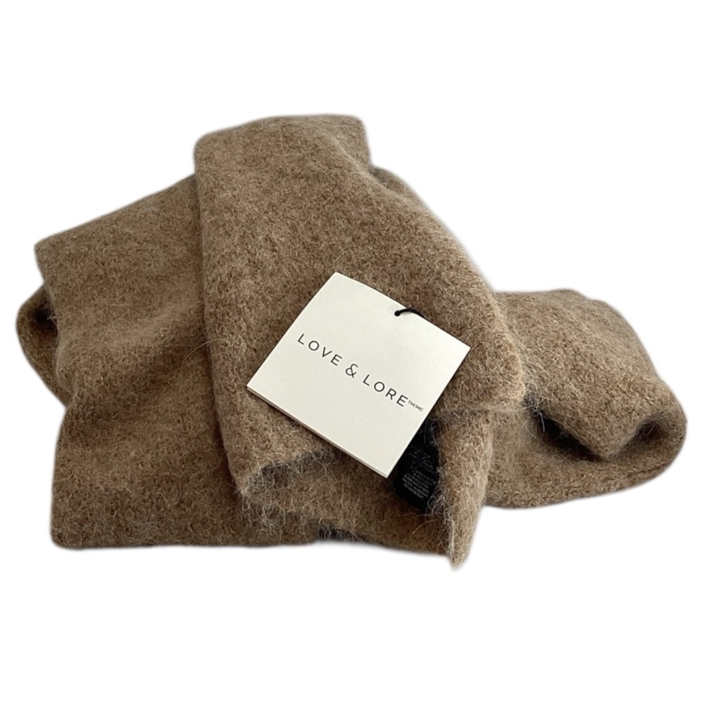 💚 Love & Lore Alpaca Scarf and Hat Set - NWT